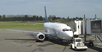 Boeing 737 Sept 2005