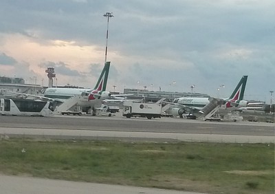 Alitalia Boeing 777 Rome