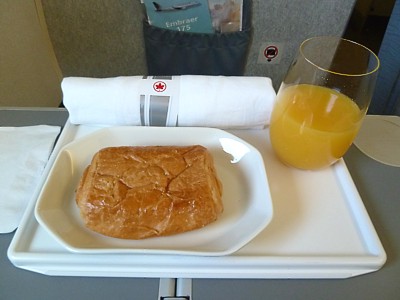 Air Canada breakfast LGA-YUL June 2011