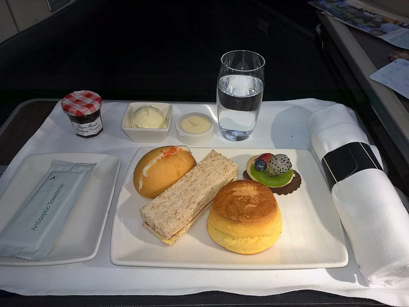 Repas en vol Cathay Pacific Classe affaires HKG BKK Juillet 2016