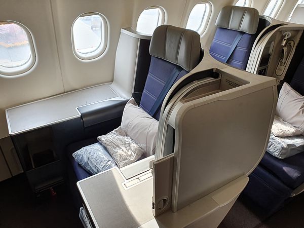Malaysia Airlines Business Class seat A330
