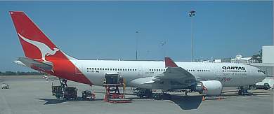 Qantas A330 at Perth, WA Feb 2004