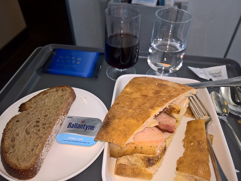 Qantas Inflight Snack Business Class BNE SYD August 17