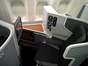 American Airlines Boeing 777 Business Class 6A