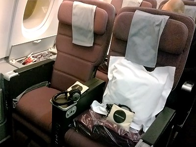 Qantas Airlines A380 Economy Class seat 24J