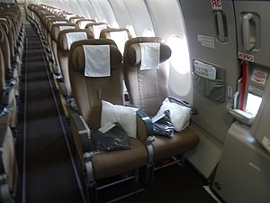 Swiss Air Airbus A330 Economy Class bulkhead seat 29A