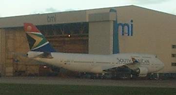 Zurich South African 747 at Heathrow Sept 2006
