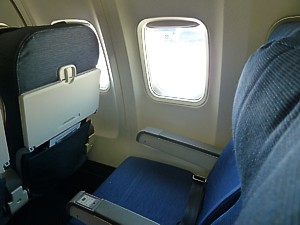 United 757 economy class seat Nov 2011