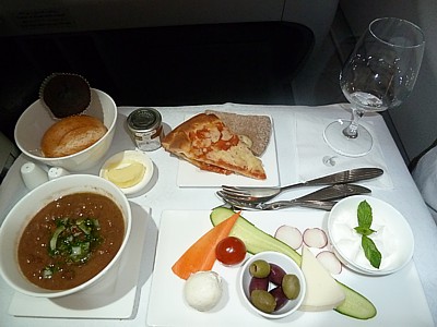 Qatar Airways Reviews - Inflight Food - Airline meal pictures